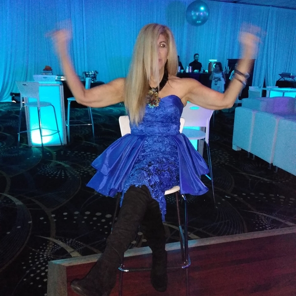 Meet your Posher, Abby - Picture 1 of 1